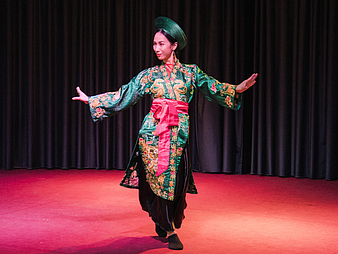 Artist Ha Phuong Nguyen